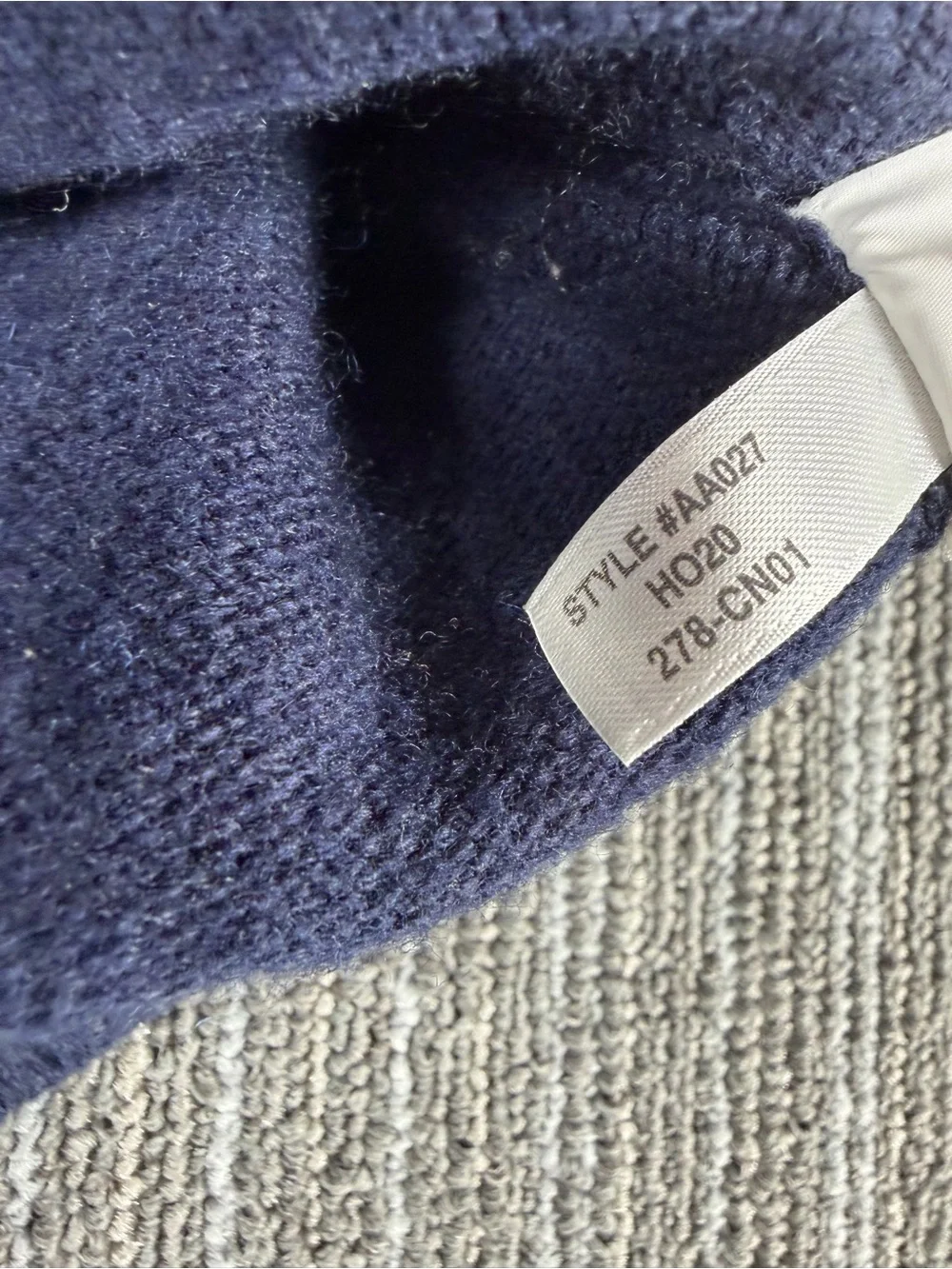 J. Crew Men's Navy Crewneck Wool Blend Sweater Size Large